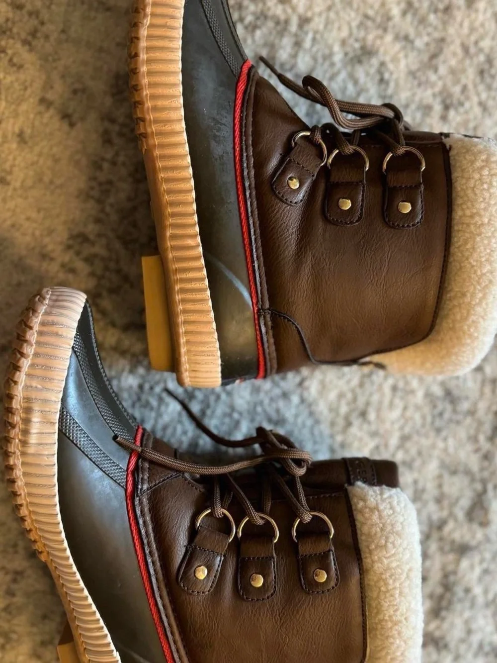 Women’s Tommy Hilfiger Winter Boots Size 9